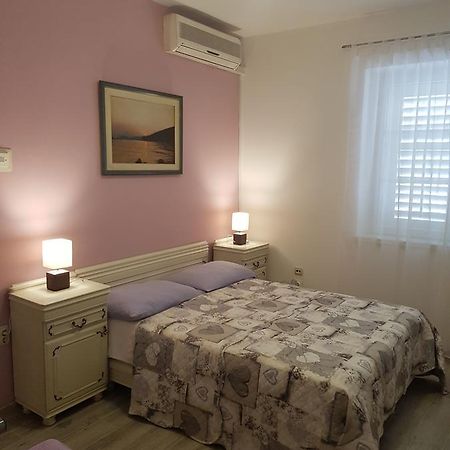 Apartments Kurtic Makarska Exterior foto