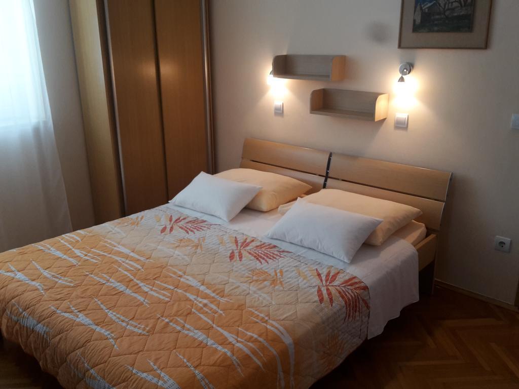 Apartments Kurtic Makarska Zimmer foto